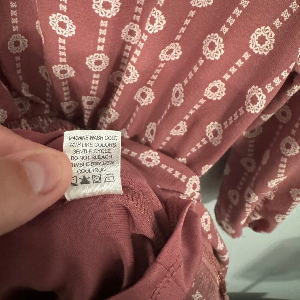 Charming Charlie Pink Long Sleeve Dress Size Medium All Over Print - Picture 9 of 10
